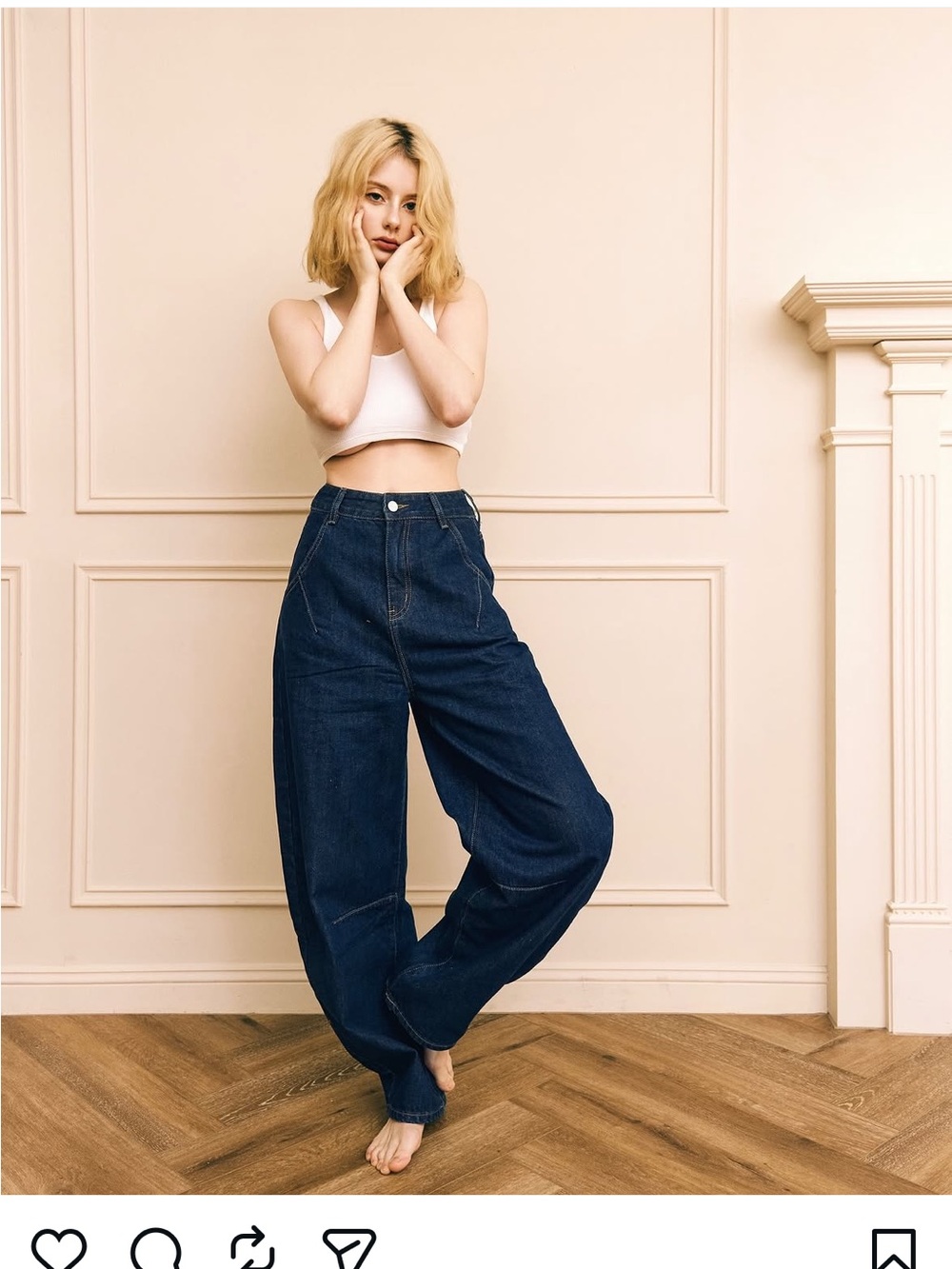 Cuter Than My Dog New York Barrel Leg Jeans Small